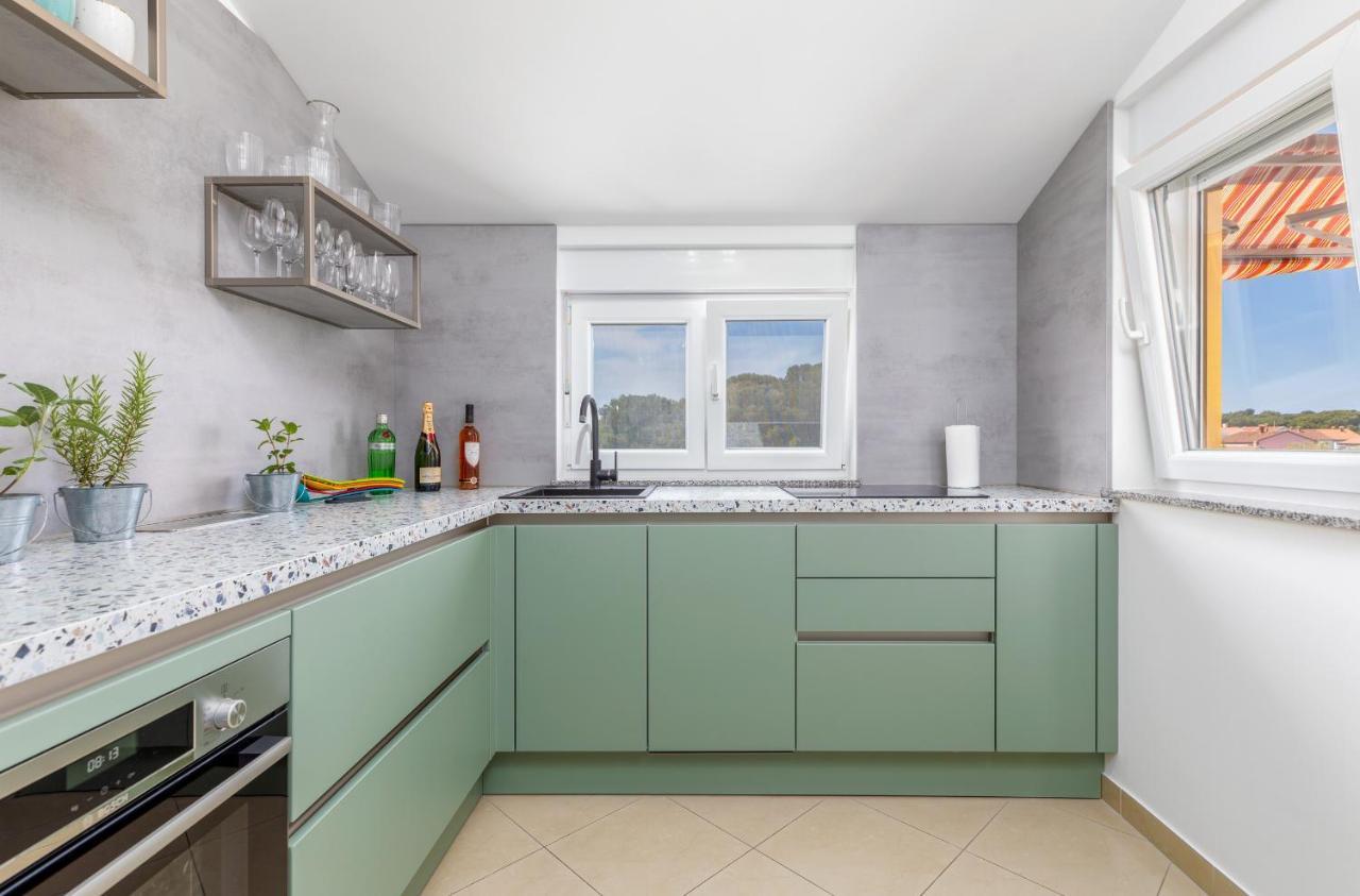 Apartment Vito With Sea View Fažana エクステリア 写真