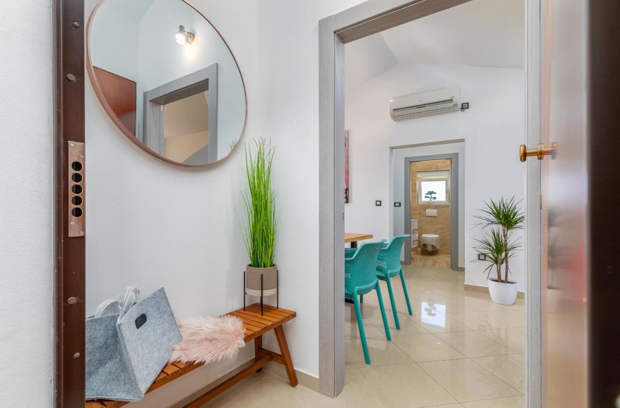 Apartment Vito With Sea View Fažana エクステリア 写真