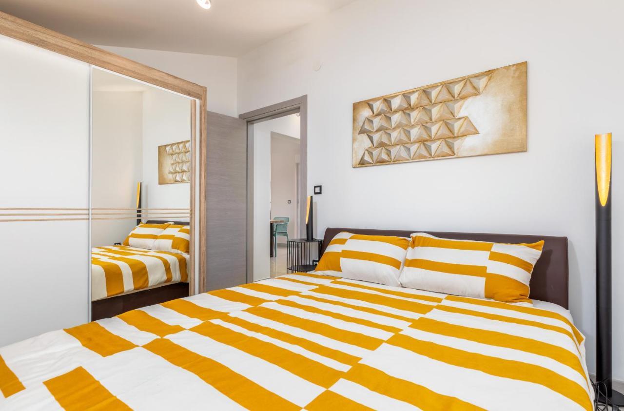 Apartment Vito With Sea View Fažana エクステリア 写真